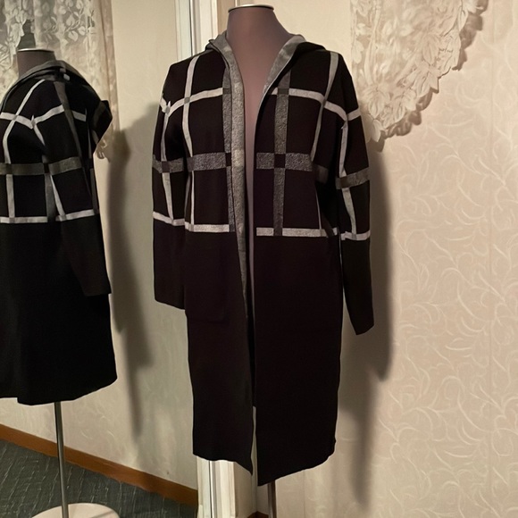 Women’s Phi Phi hooded cardigan sweater, NWT - Picture 1 of 4